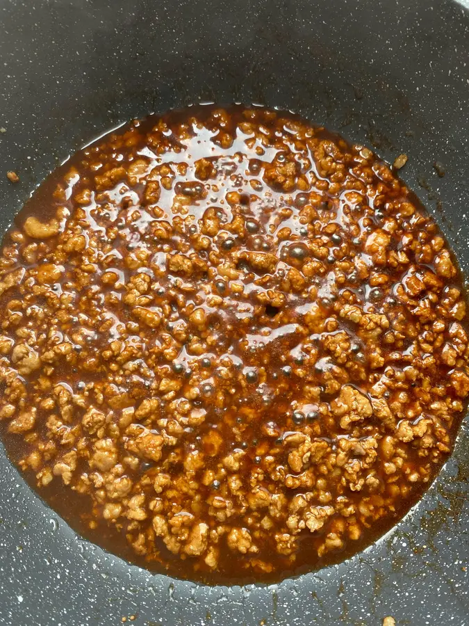 Steamed eggs with minced meat step 0