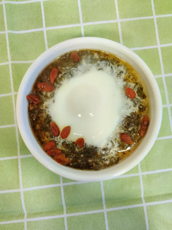 Today's breakfast: steamed eggs with seaweed and meat foam, egg tea, toast with taro puree, fruit and nut platter step 0