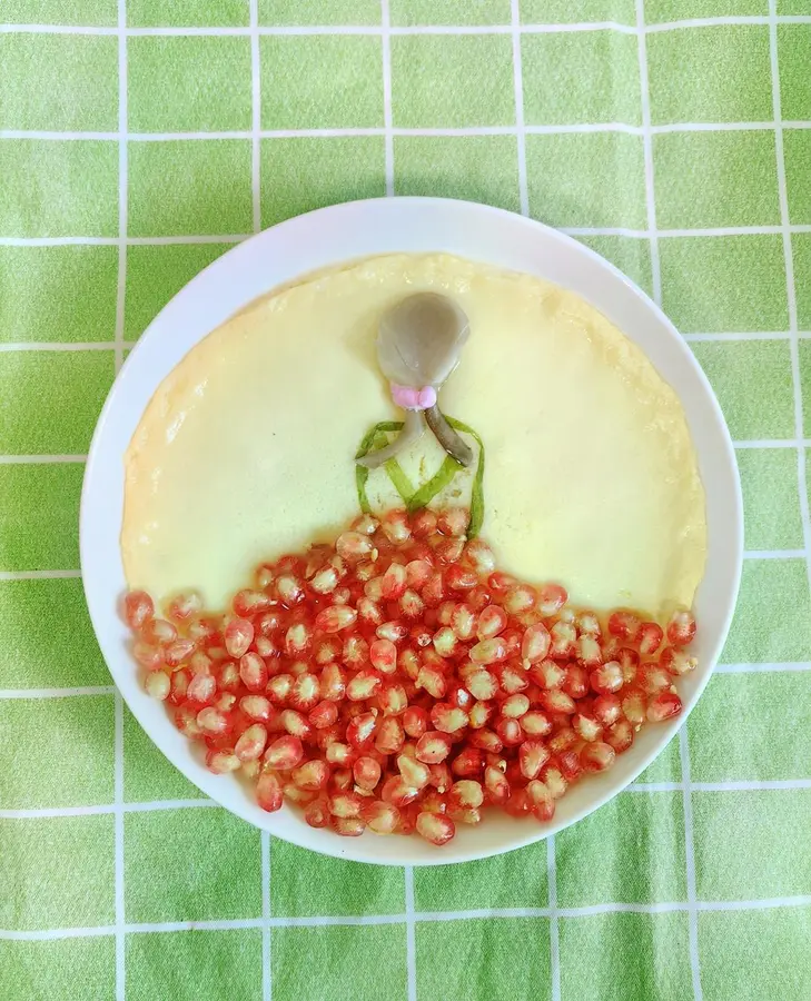 Today's breakfast: Goddess steamed egg, sweet potato, rose apple tart, hot milk step 0