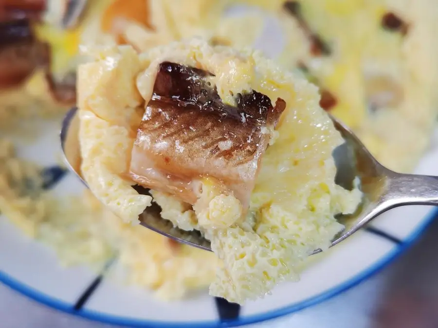 Steamed eggs with sand eel step 0