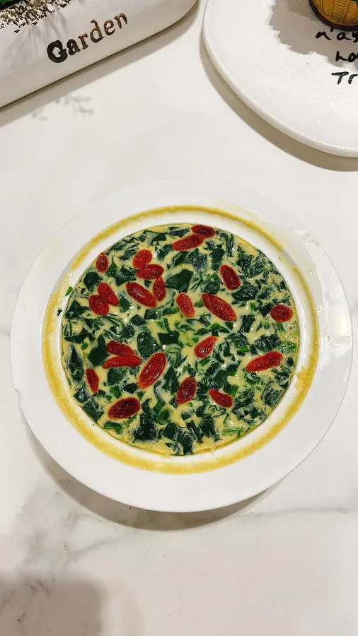 Steamed eggs with spinach step 0