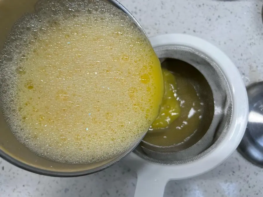 Steamed egg custard with tender and delicate shrimp step 0