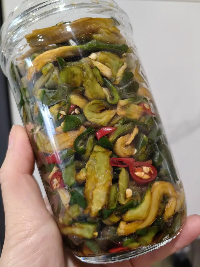 Simple and easy to make, refreshing side dishes, crispy and sweet meals, aiding digestion, pickled radish cocoons step 0