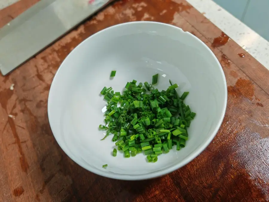 Spinach tossed with enoki mushrooms step 0