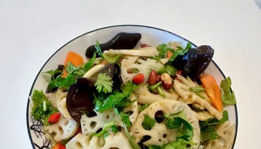 (Vegan) cold fungus lotus root slices