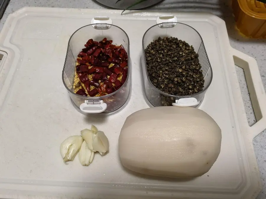 Stir lotus root step 0