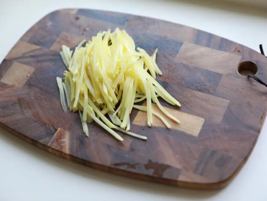 Summer refreshing dish - cold cucumber, jellyfish, shredded potatoes step 0