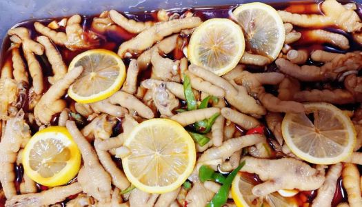 Delicious lemon chicken feet