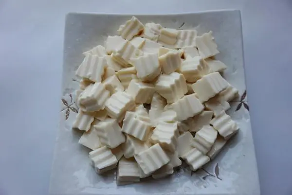 Cold dish (tender tofu preserved egg:) step 0