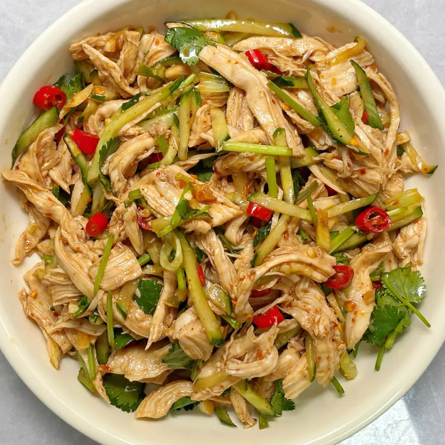 Cold shredded chicken breast step 0