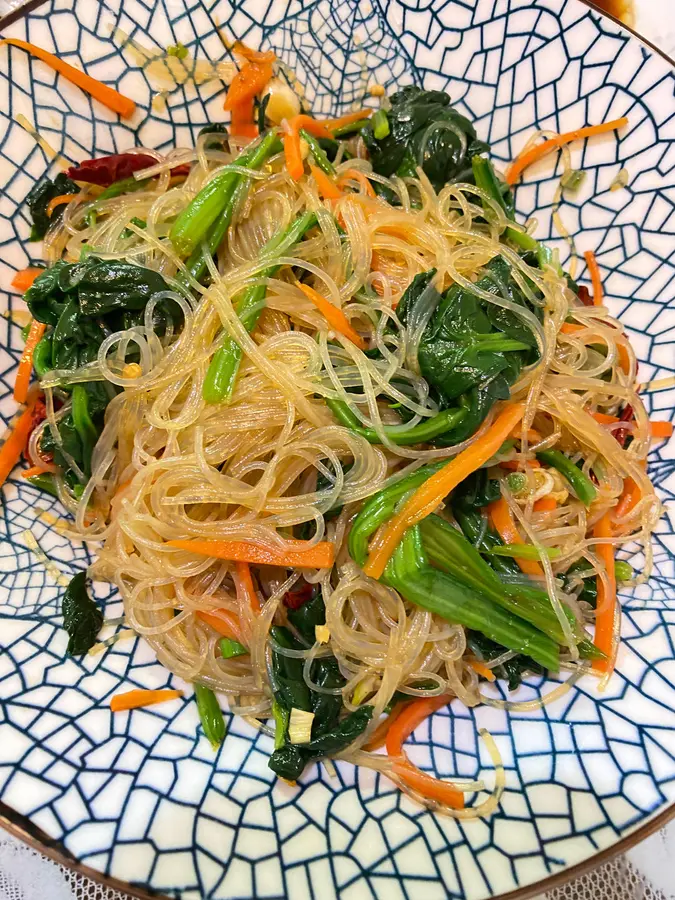 Reduced-fat vegetables ~ cold spinach vermicelli