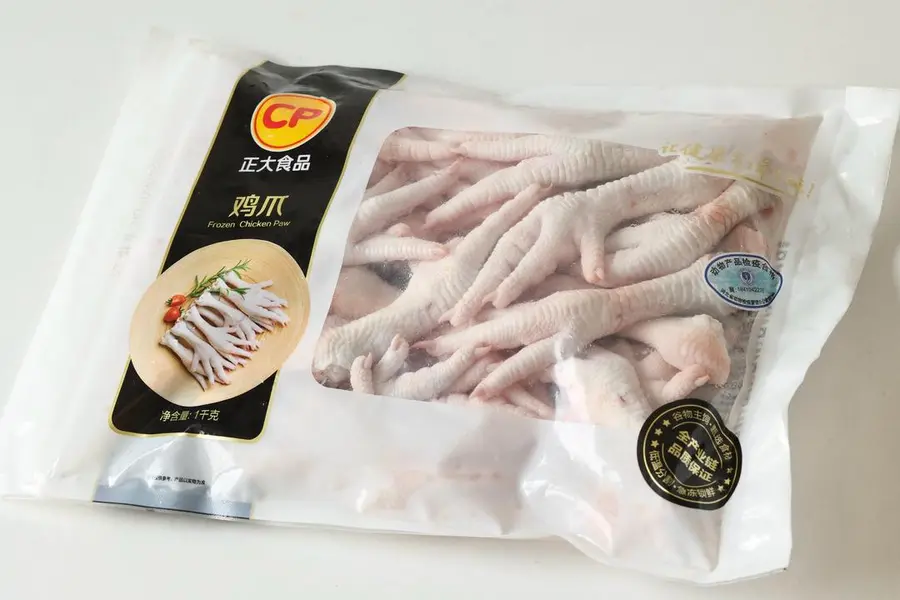 It's so delicious that it's out on the spot|Lemon sour and spicy boneless chicken feet step 0