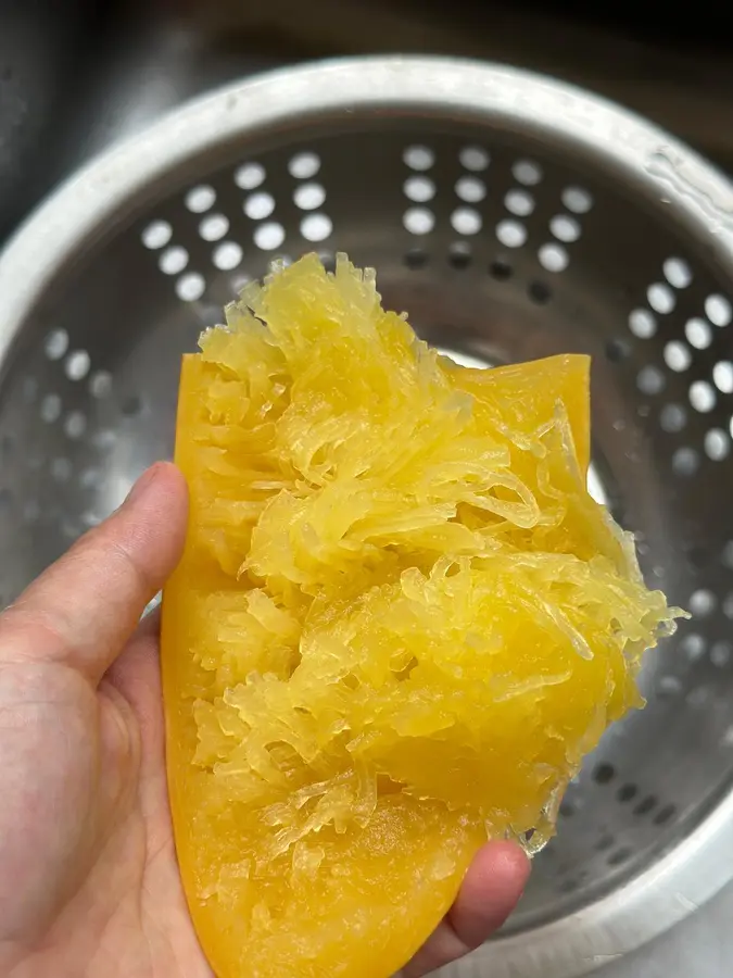 Chilled golden melon shreds step 0