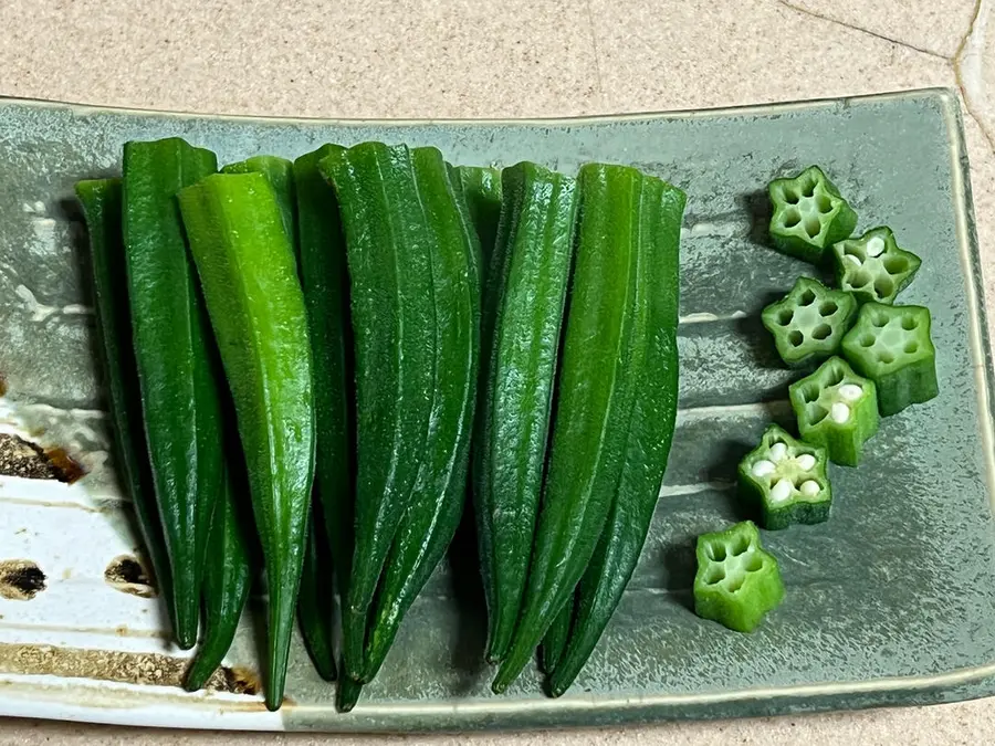 Okra salad step 0