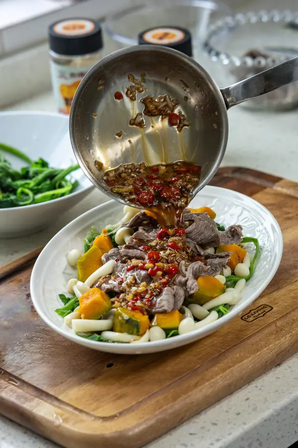 Summer beef Chinese salad step 0