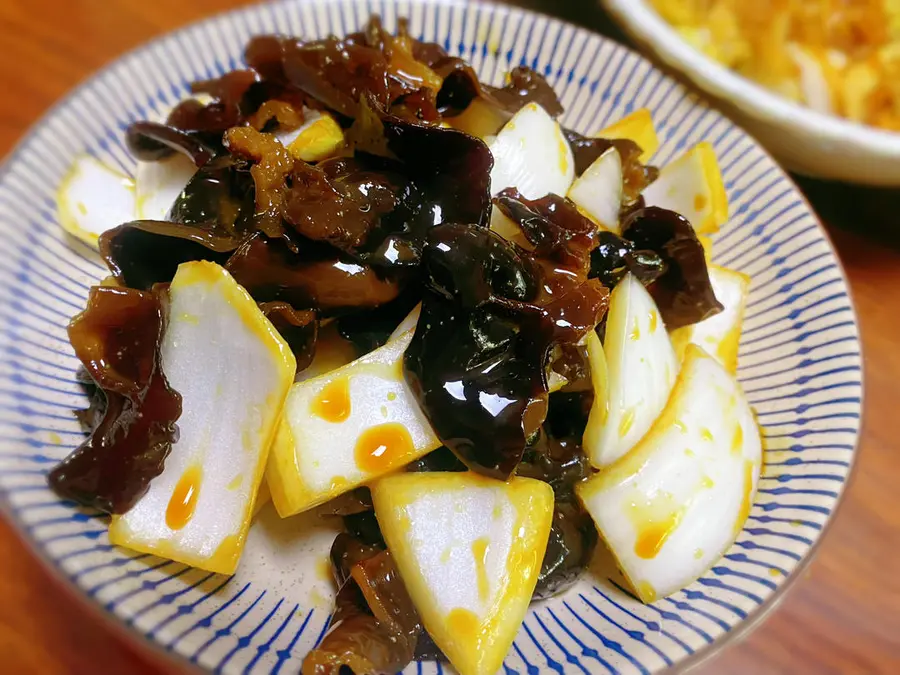 Kuaishou small cold dish - shallots fungus