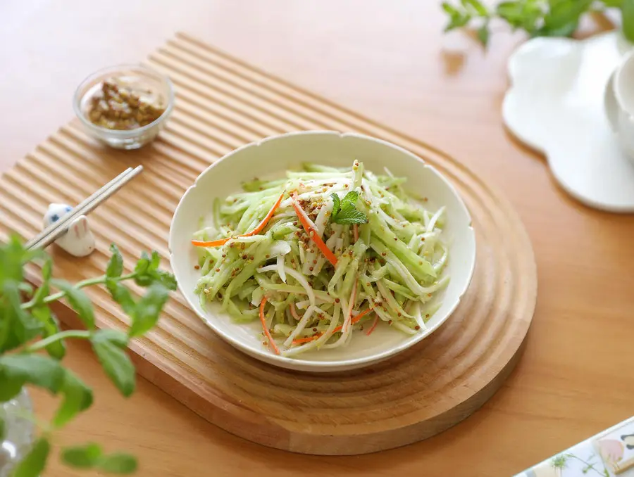 Summer refreshing dish - cold cucumber and shredded crab meat