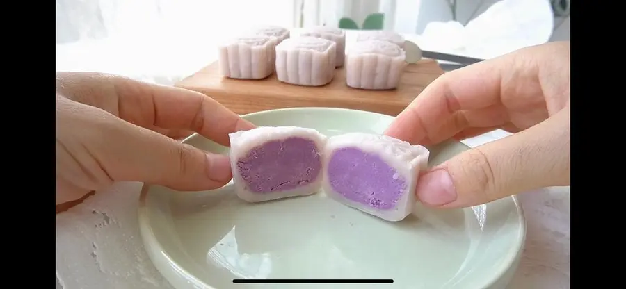 Fairy coconut milk purple potato snow skin mooncake step 0