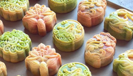 Colorful Cantonese mooncakes