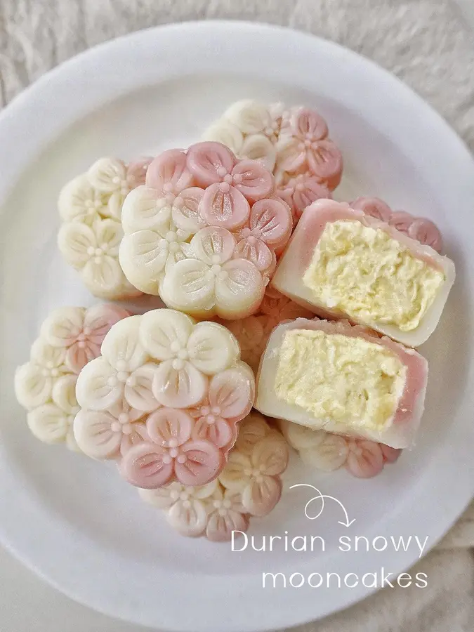 Musang King durian snow skin mooncakes, real pure durian filling step 0