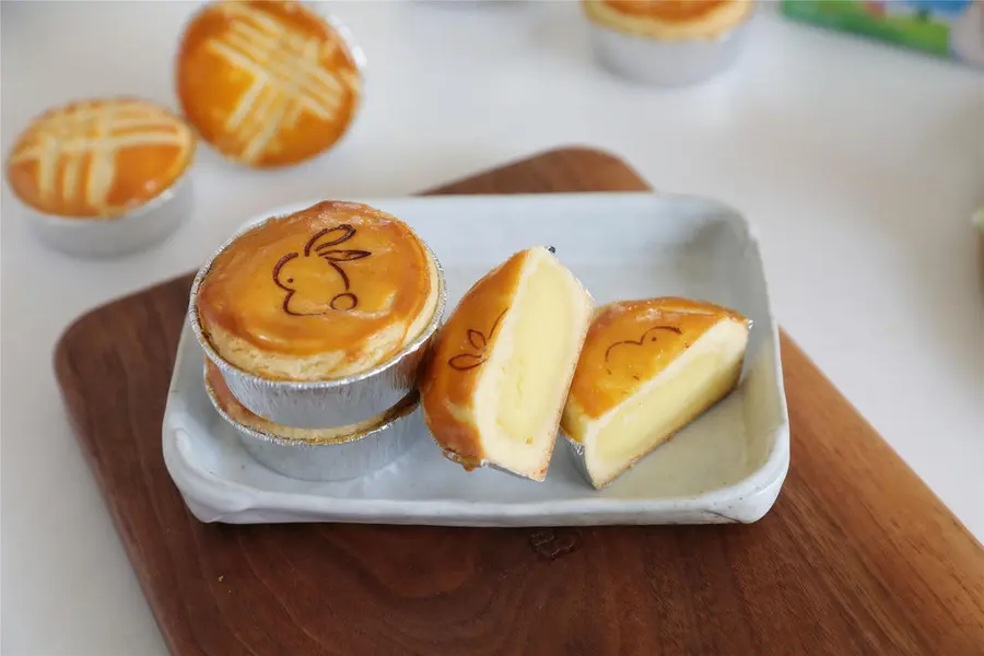 French cheese mooncakes