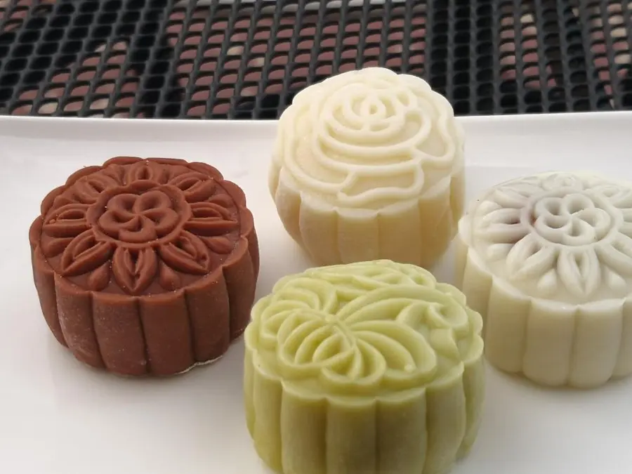 Snowy skin mooncakes step 0