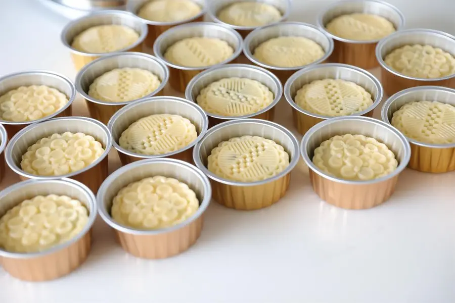 Zero difficulty, novice-friendly, old-taste egg moon baked moon cakes step 0