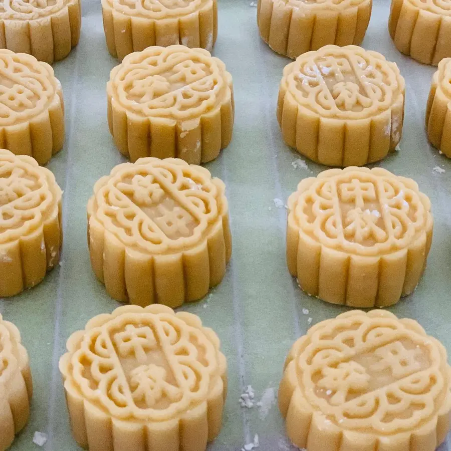 Cantonese mooncakes (homemade is very simple) step 0