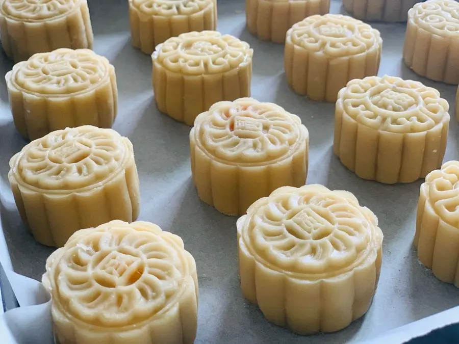 Cantonese mooncakes (homemade is very simple) step 0