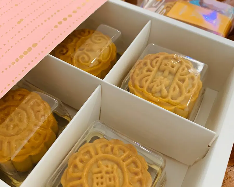 Cantonese mooncakes (homemade is very simple) step 0