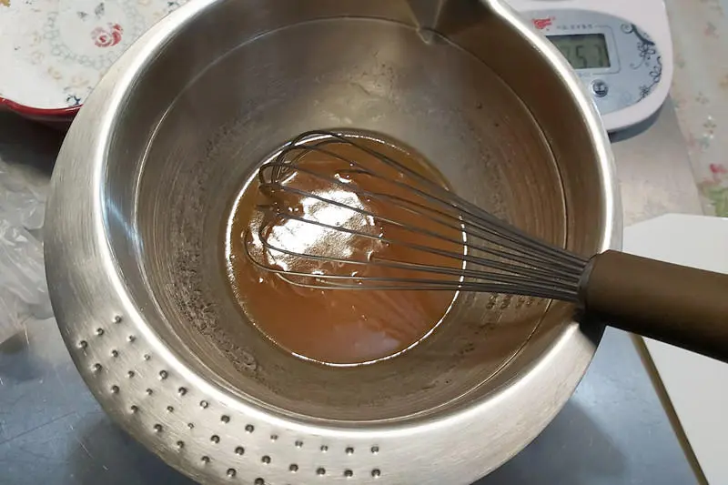 Cantonese five-kernel mooncakes step 0