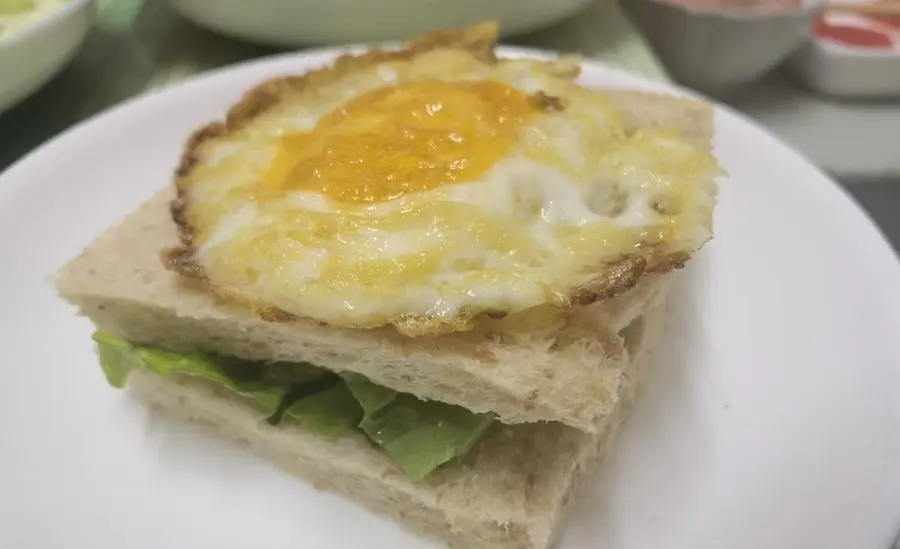 Homemade fast breakfast sandwiches, nutritious and healthy step 0