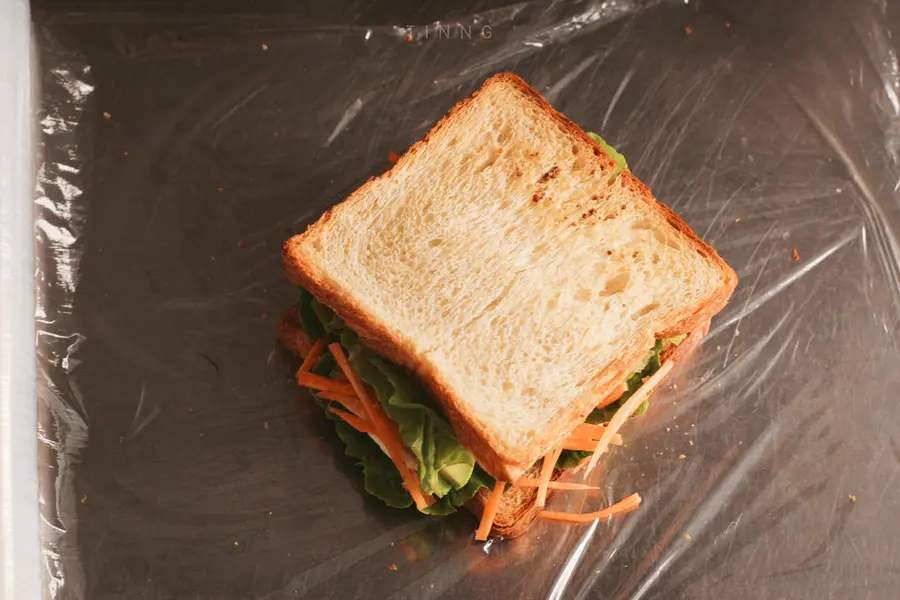 How to make a super thick marsh sandwich ~ detailed tip! Avocado egg luncheon meat sandwich ~ step 0