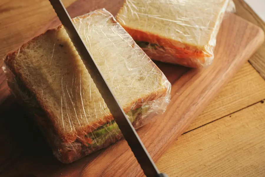 How to make a super thick marsh sandwich ~ detailed tip! Avocado egg luncheon meat sandwich ~ step 0