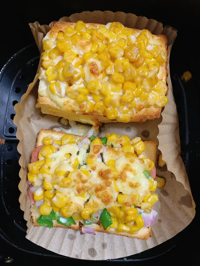 Cheese corn sandwich