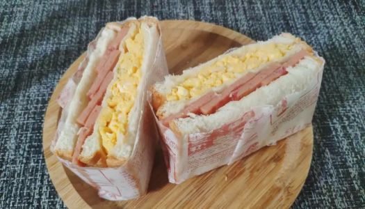 Egg and ham sandwiches , kill the bakery in seconds, teach you how to make sandwiches, and you can set up a stall of food