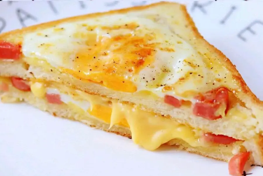 Popping Cheese & Ham Sandwich (Pan Version)