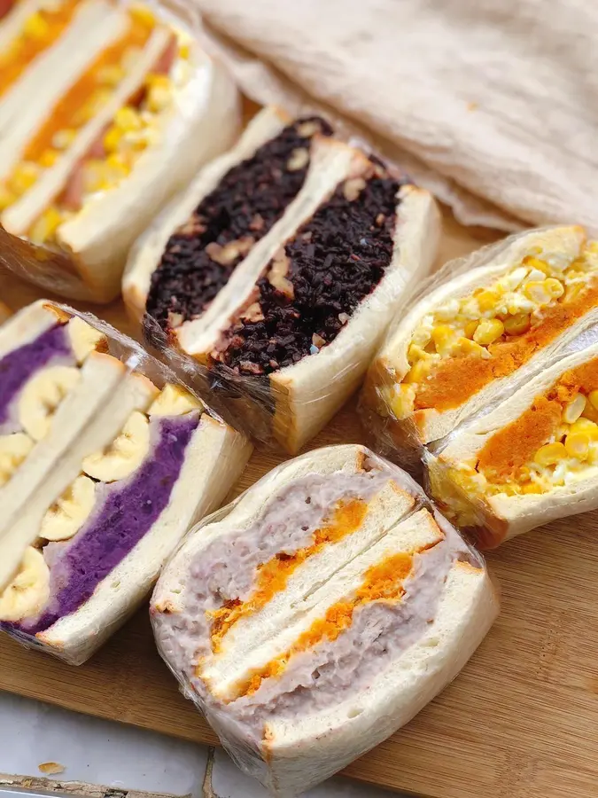 Purple sweet potato mash / egg meat floss sandwich encyclopedia  step 0