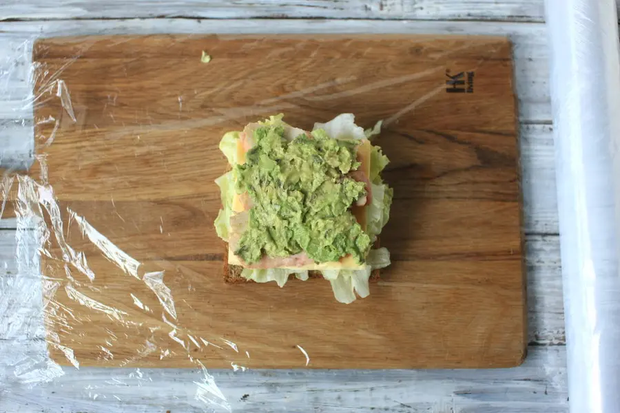 Designer's quality breakfast â€“ the energy explosion sandwich step 0