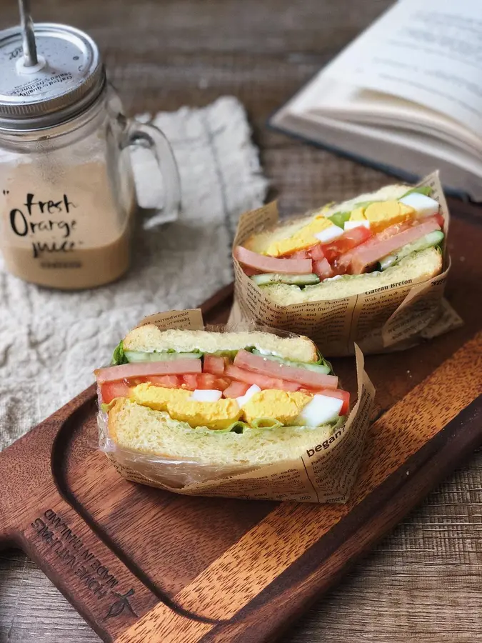 With all the nutrients in place, your day starts with a sandwich 