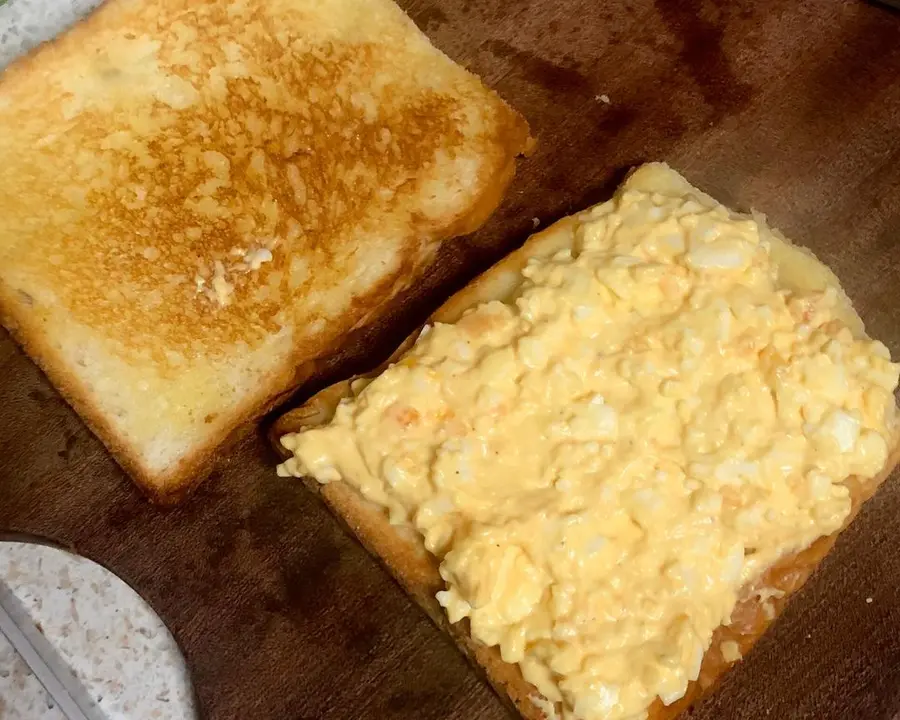 You don't need to use the oven to make fragrant and crispy caramel butter toast ~ Japanese-style egg sandwich step 0