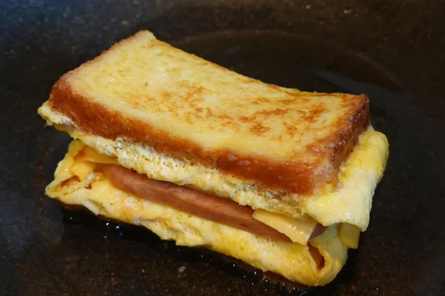 Quick Breakfast â€“ Classic Egg Popping Cheese Toast Sandwich step 0