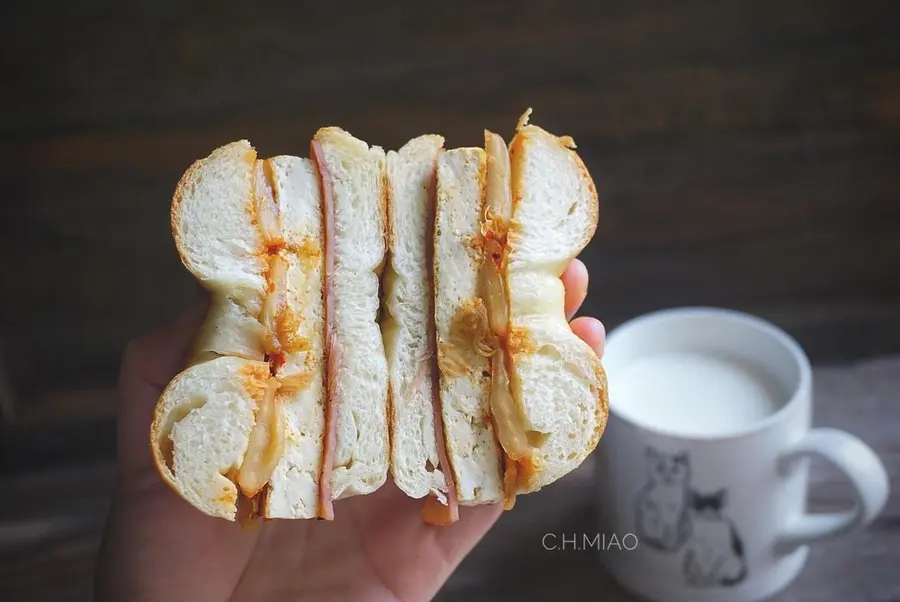 Super fast kimchi tofu sandwich 