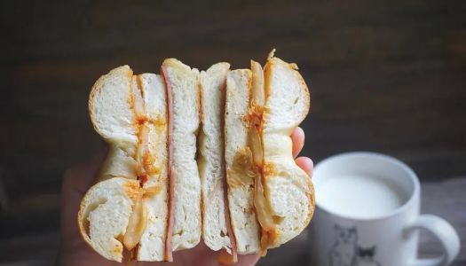 Super fast kimchi tofu sandwich 