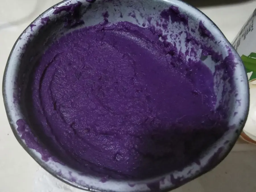 Purple sweet potato egg milk sandwich [light and nutritious breakfast] step 0