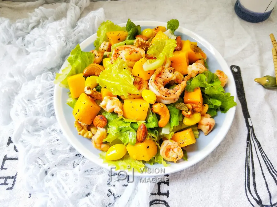 Mango shrimp nut salad step 0