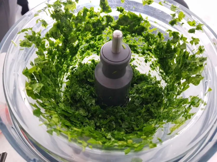 Tabbouleh salad, Sharatabule, Lebanon step 0