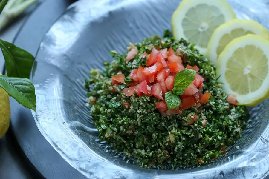 Tabbouleh salad, Sharatabule, Lebanon step 0