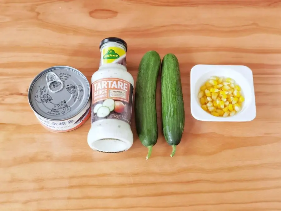 Fruit cucumber salad with tartar dressing|Low fat meal step 0