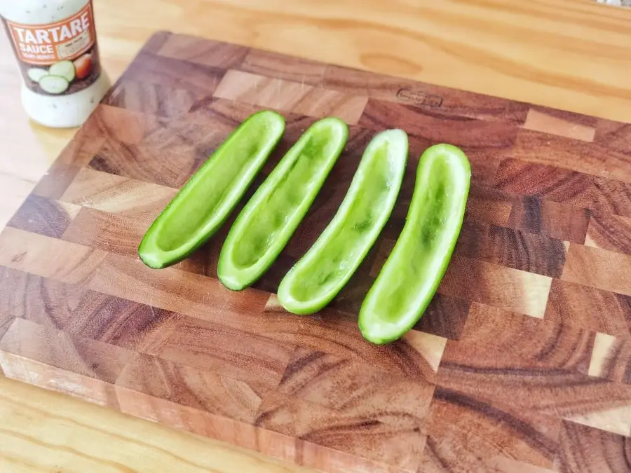 Fruit cucumber salad with tartar dressing|Low fat meal step 0